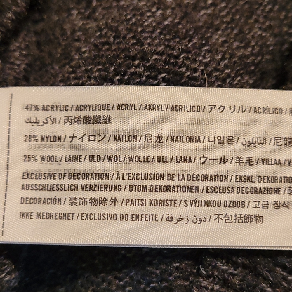 A&F sweater - Picture 5 of 5